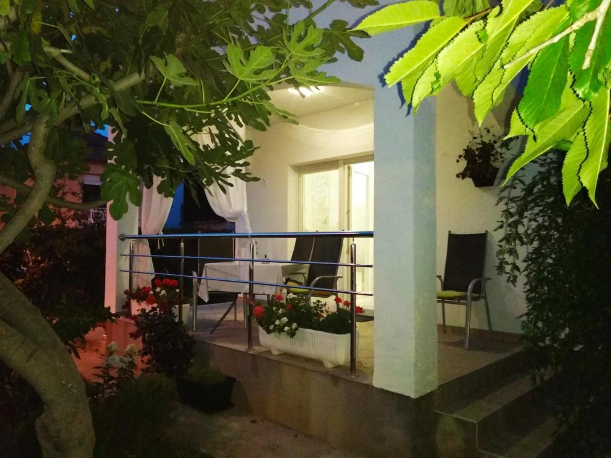 Radenka Zafron Apartment Vodice Zewnętrze zdjęcie