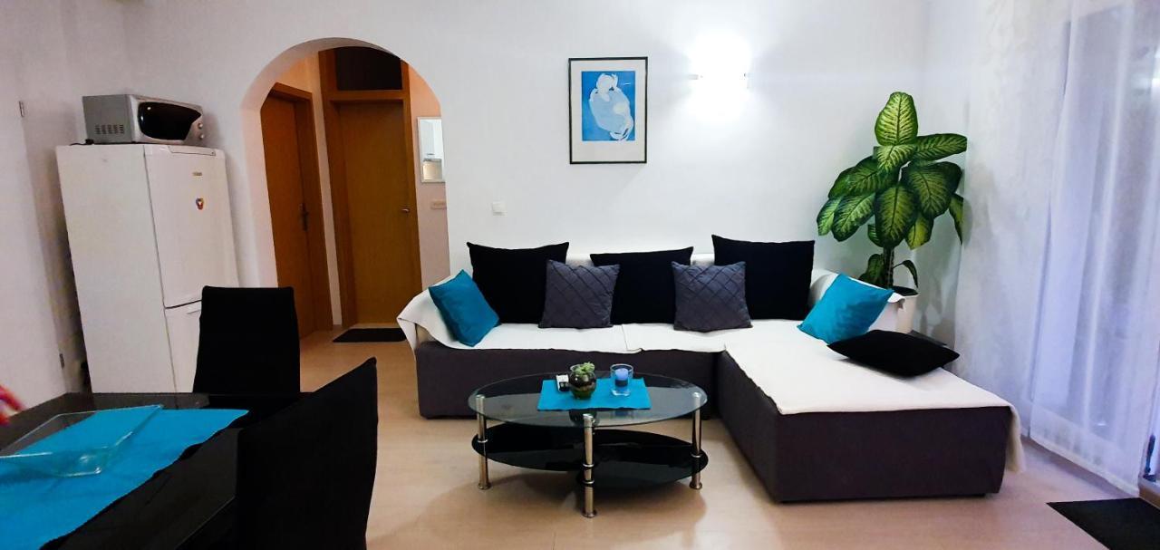Radenka Zafron Apartment Vodice Zewnętrze zdjęcie