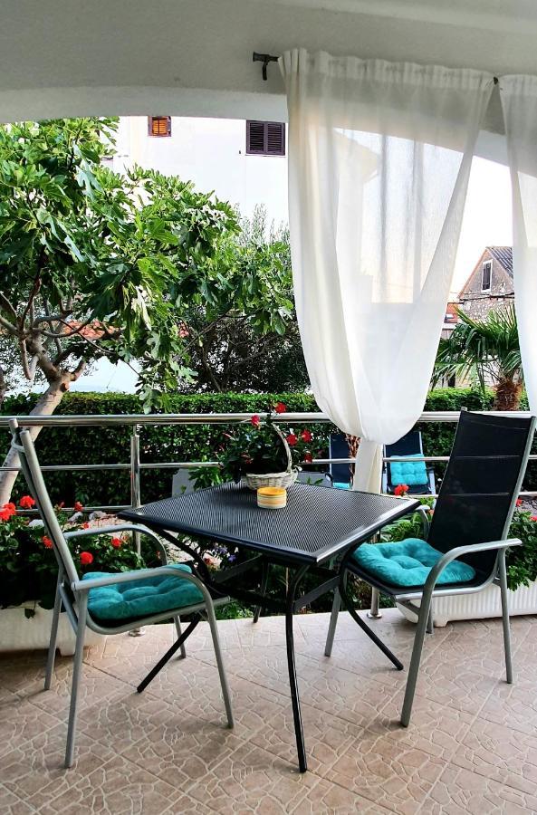 Radenka Zafron Apartment Vodice Zewnętrze zdjęcie