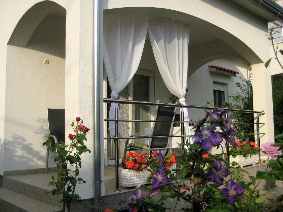 Radenka Zafron Apartment Vodice Zewnętrze zdjęcie